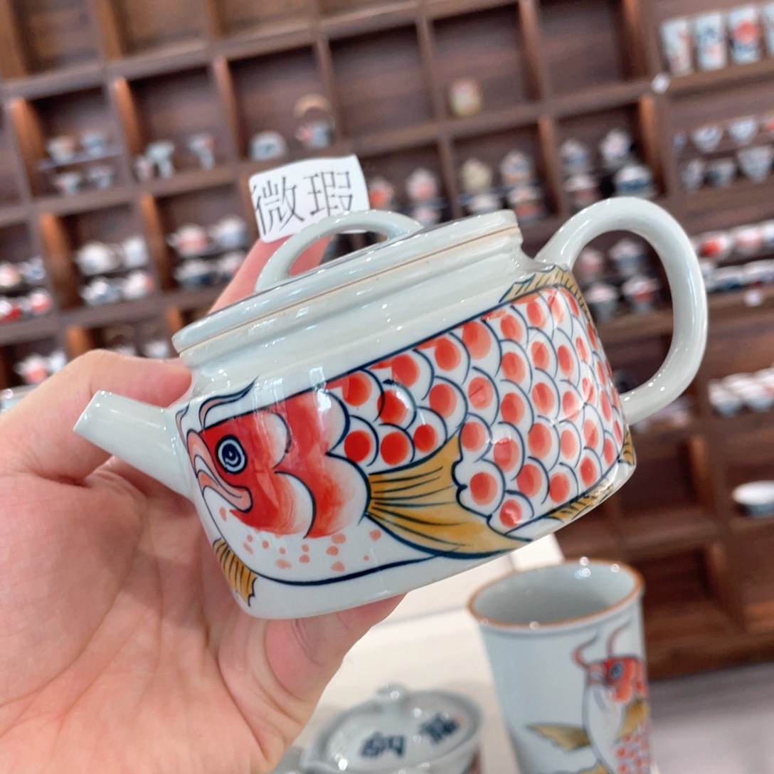 釉下手绘茶具微瑕
