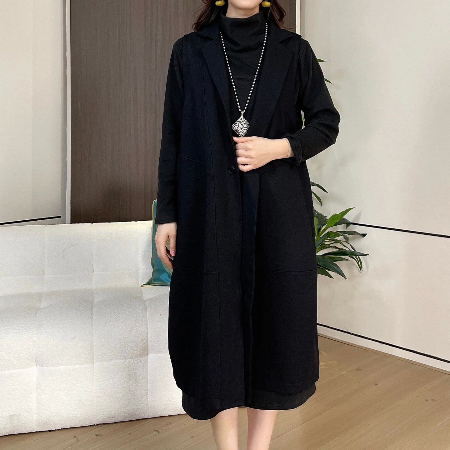 8174秋冬季新款时尚减龄文艺气质中长款宽松风衣马甲外套