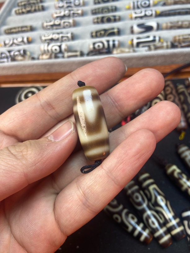 天缘牙牙玛瑙珠手工