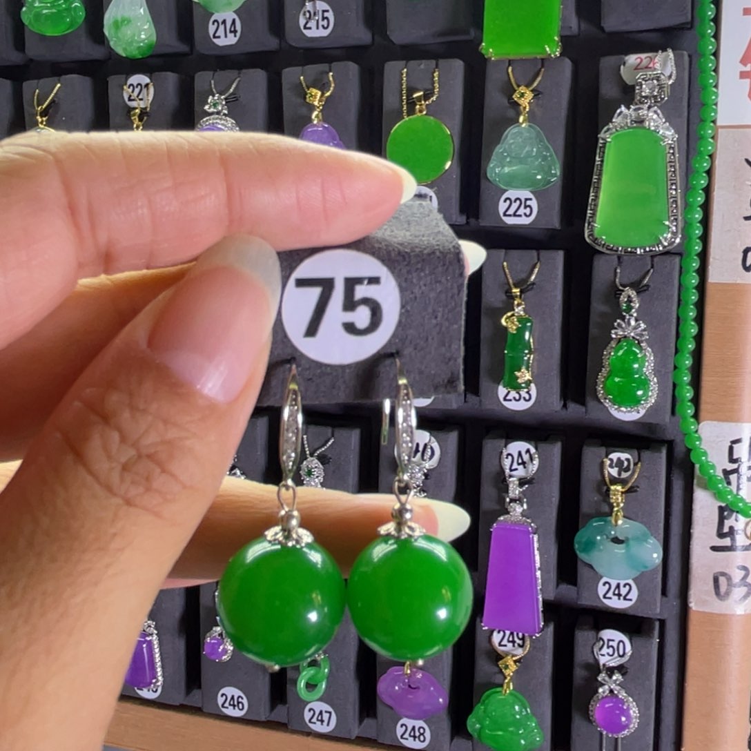 银S925镶嵌翡翠耳饰75