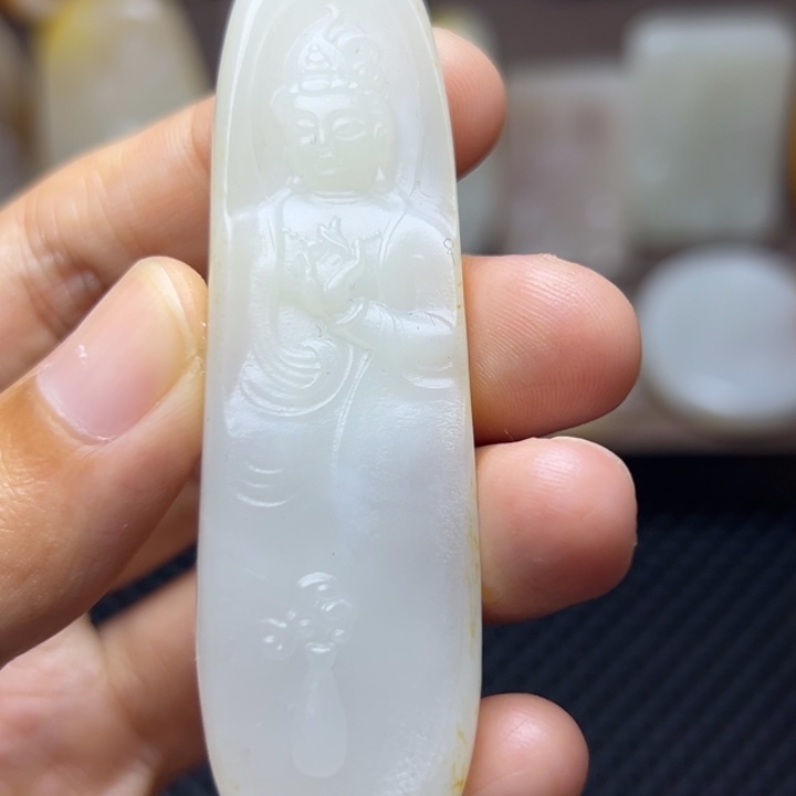 颈饰未镶嵌和田玉