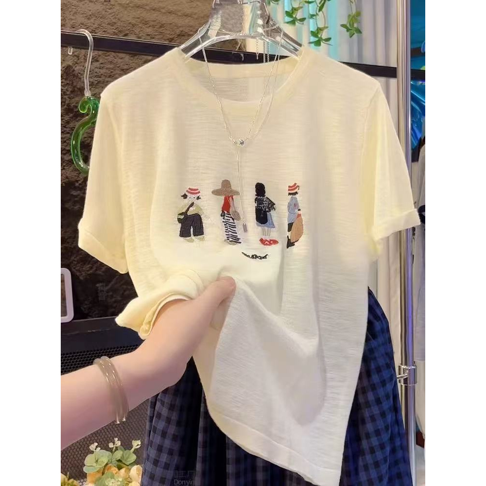 韩版刺绣雪花棉【四个女孩】显瘦短袖T恤宽松休闲洋气百搭上衣25078