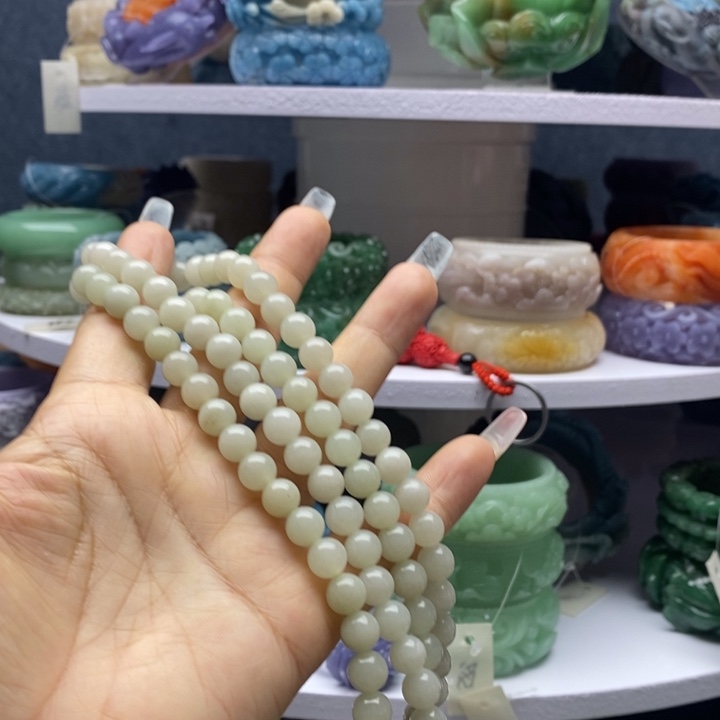 未镶嵌手镯石英岩玉