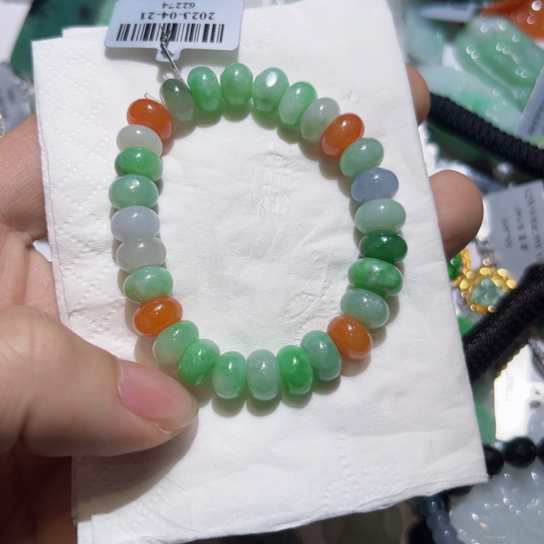 翡翠颈饰未镶嵌天然翡翠A货