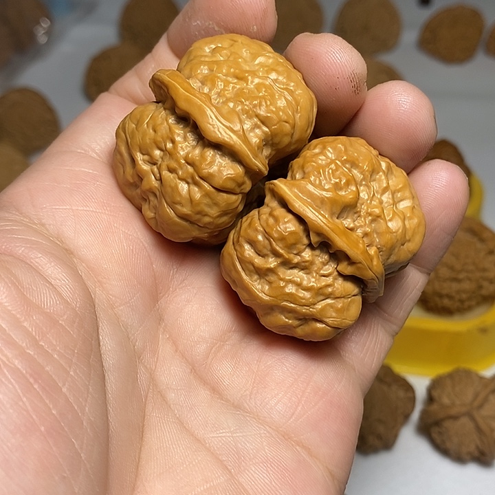 文玩核桃把件1*240尺，蛤蟆头