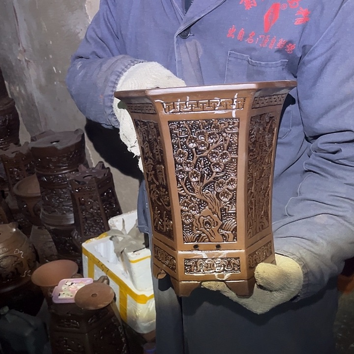 紫砂紫砂花盆和小