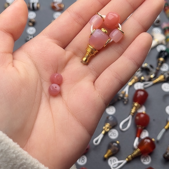 马***炖玛瑙/玉髓未镶嵌饰品