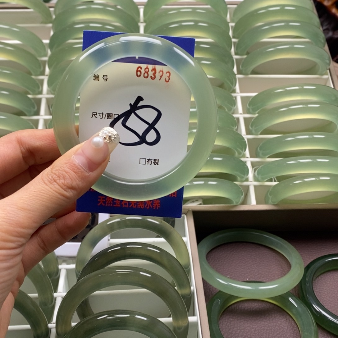 蛇纹石玉手镯未镶嵌啵*