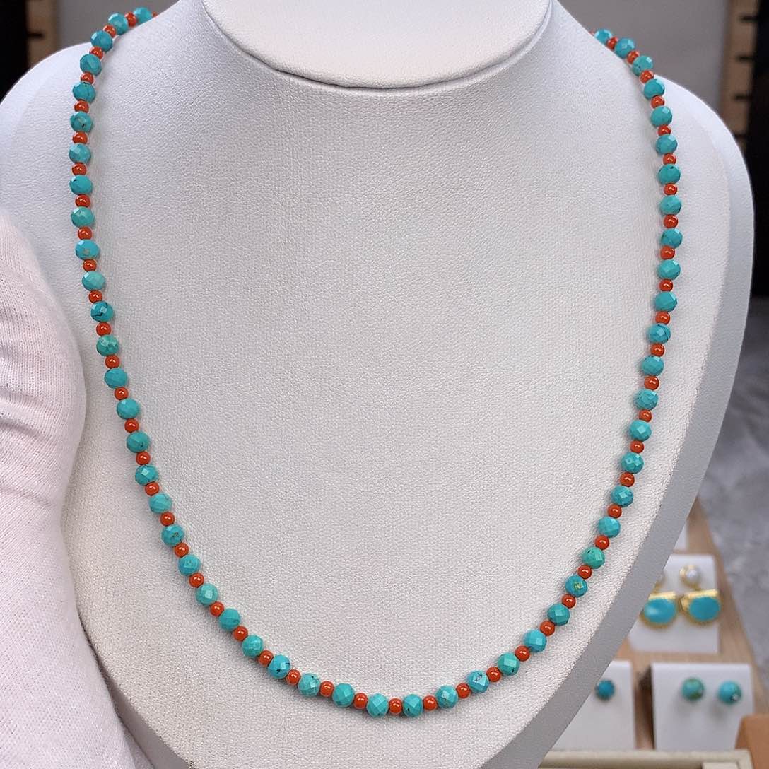 绿松石颈饰未镶嵌