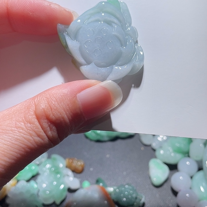 颈饰未镶嵌翡翠天