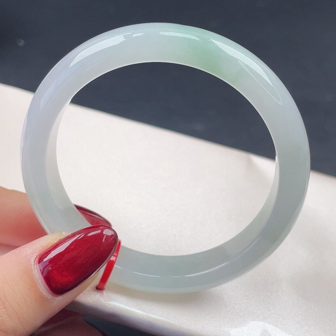 翡翠未镶嵌手镯53圈口