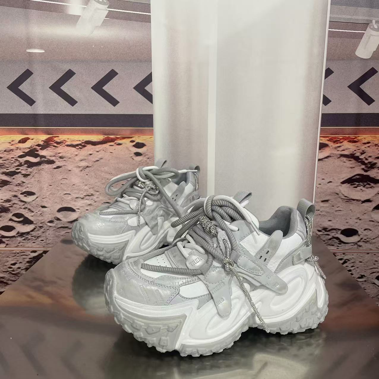 【C扣号孤品】109爆款女鞋【601-700】