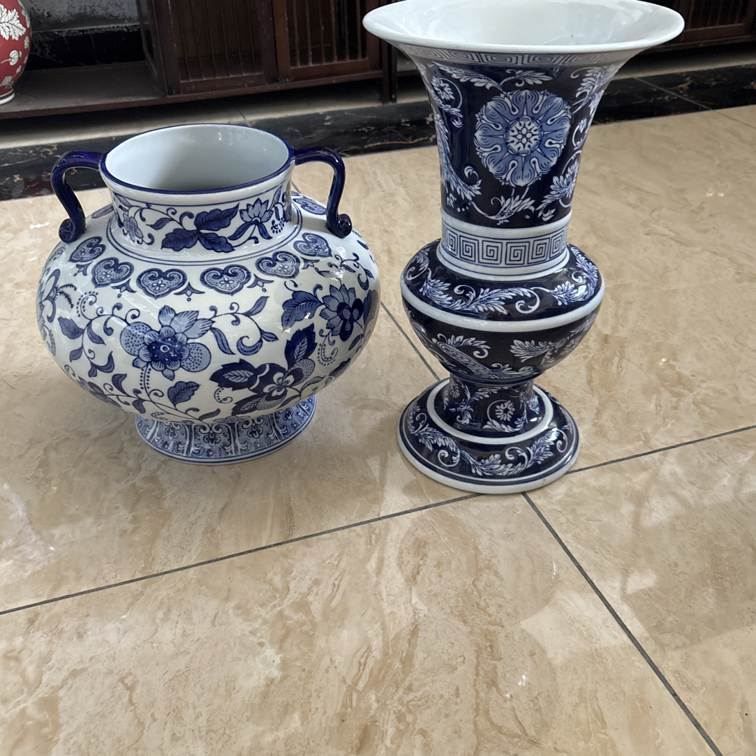 陶瓷3个双耳，2个广口花瓶摆件