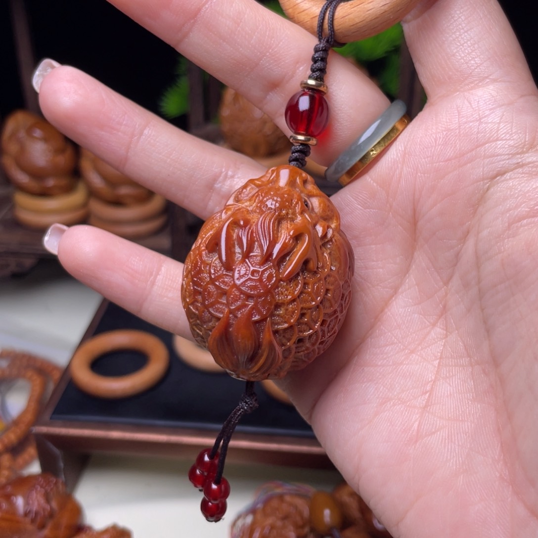 吊坠橄榄核冬*金币龙龟指环