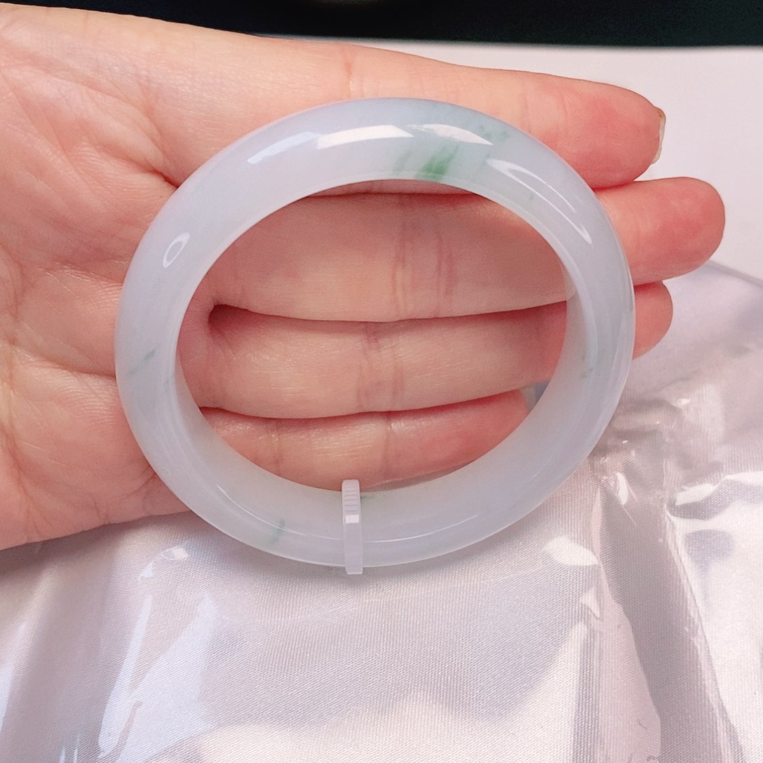 【闪购商品】翡翠手镯未镶嵌正52.6