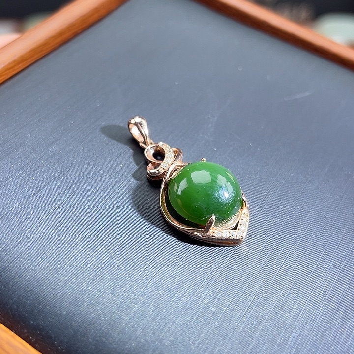 和田玉（碧玉）颈饰银S925镶嵌