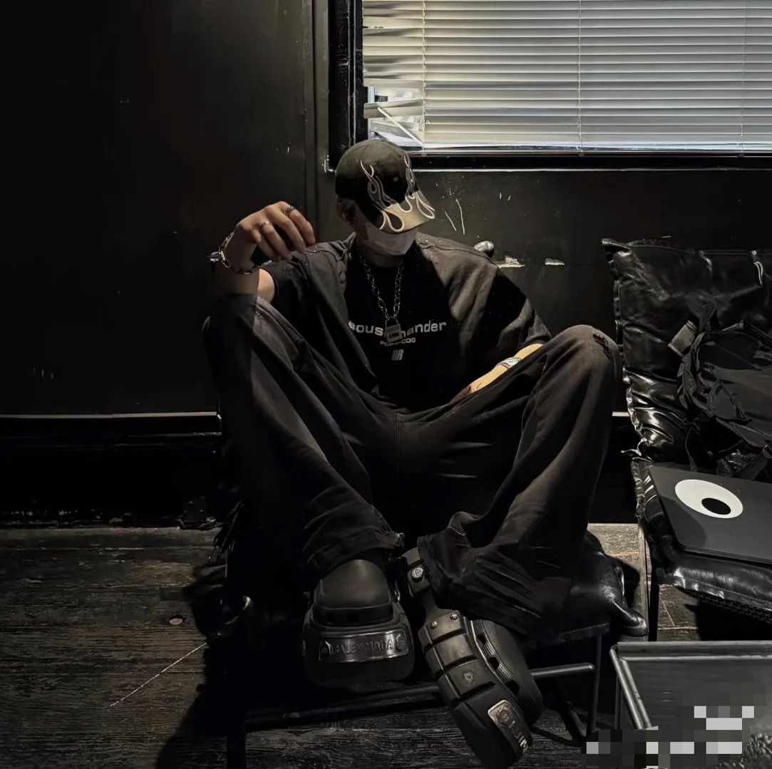 【大e开衫毛衣外套】2025潮流新款休闲百搭毛衣（男女同款）