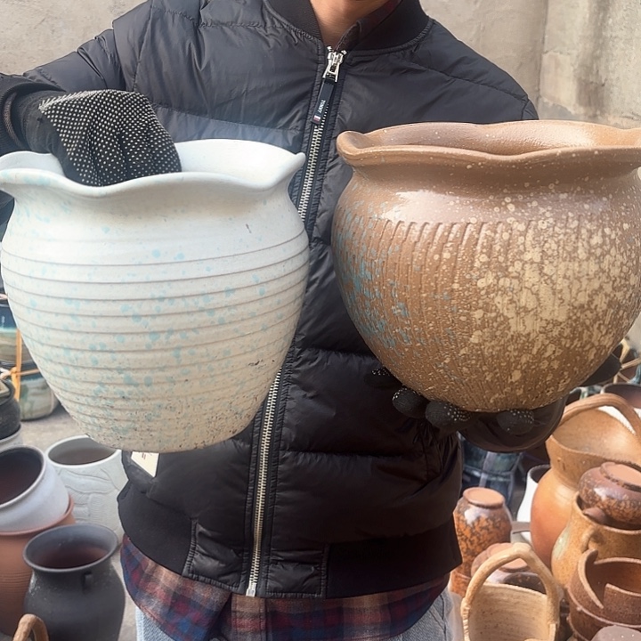 红陶孤品两个口径20*18