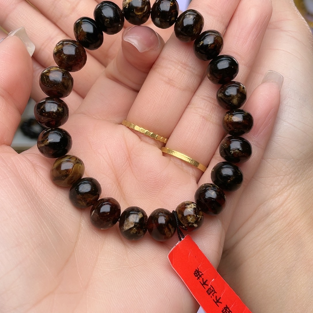 琥珀未镶嵌裸石10+