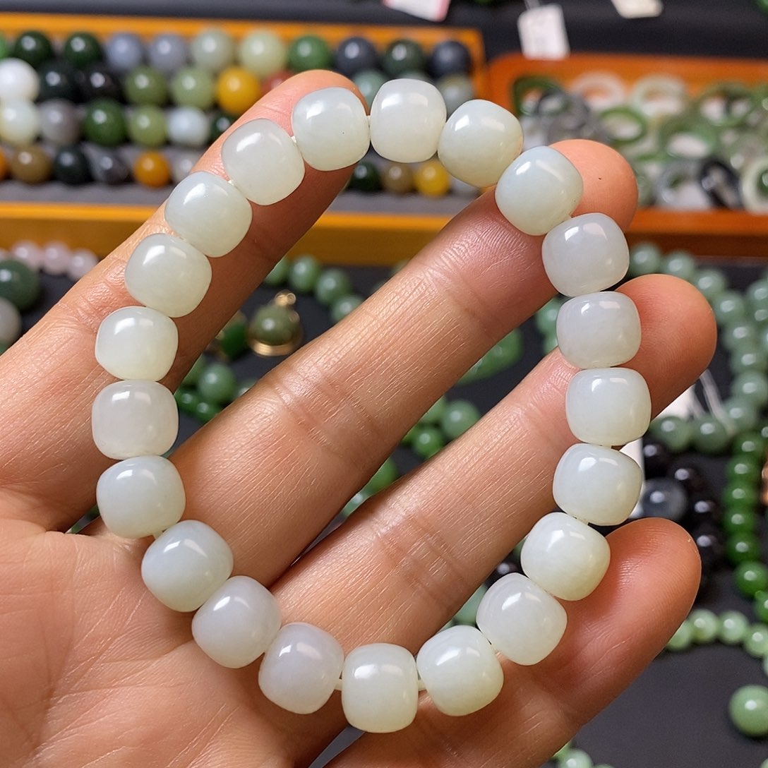 和田玉未镶嵌手链