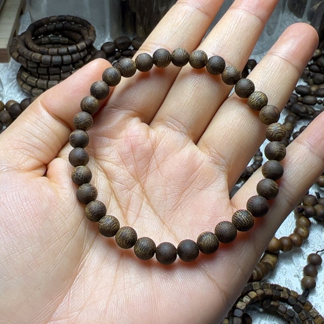 沉香手串哩**嘞卡6沉水圆珠多样性发一