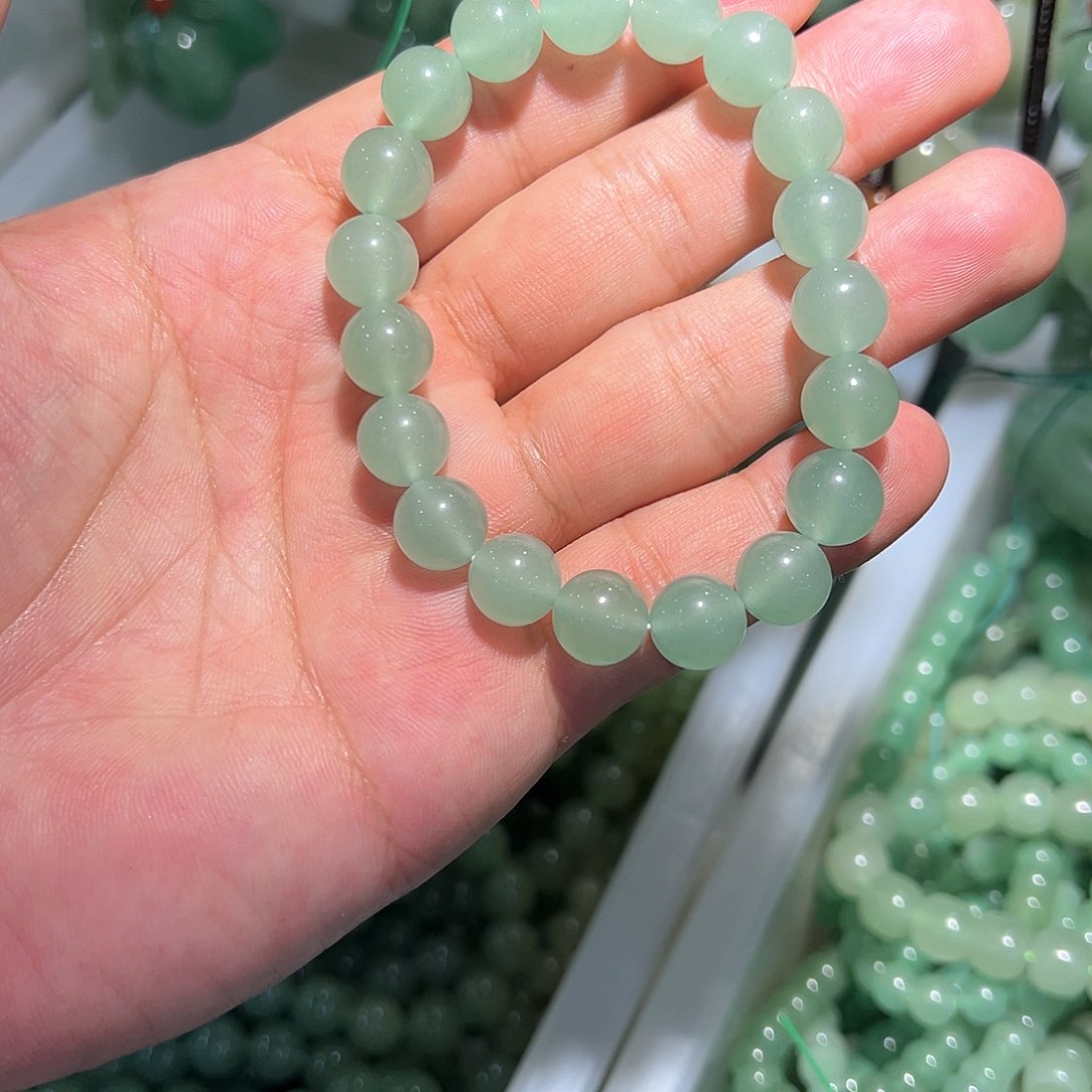 石英质玉未镶嵌颈饰东陵玉卡10手串