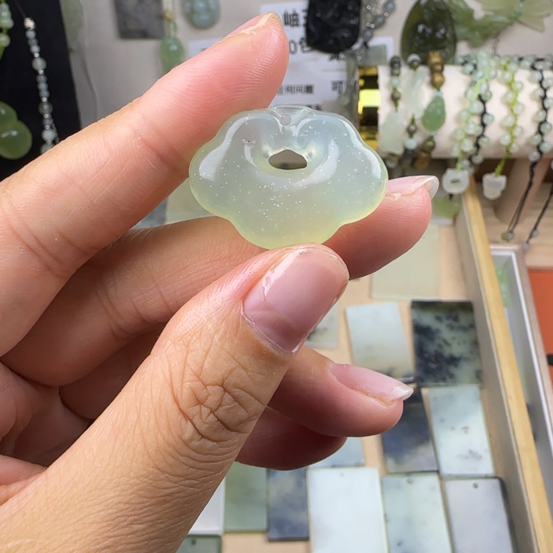 蛇纹石玉岫玉未镶嵌