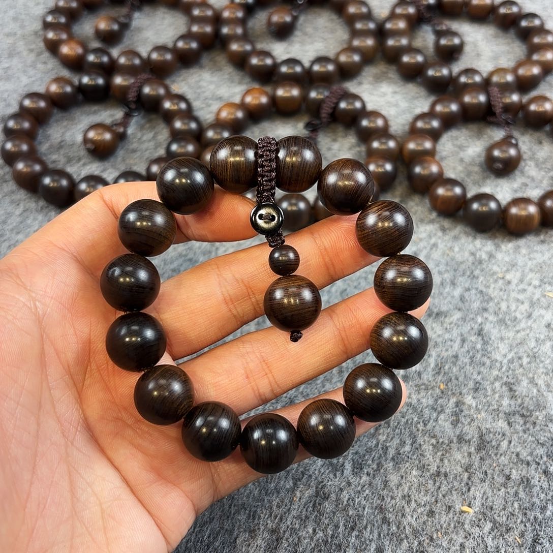 崖柏太行崖柏崖窝舍利骨阴沉料1.5（超级无敌爆香）