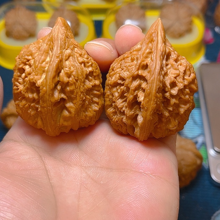 文玩核桃吊坠大沽石