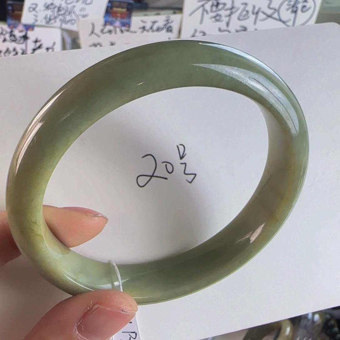 翡翠手镯未镶嵌老坑61.4