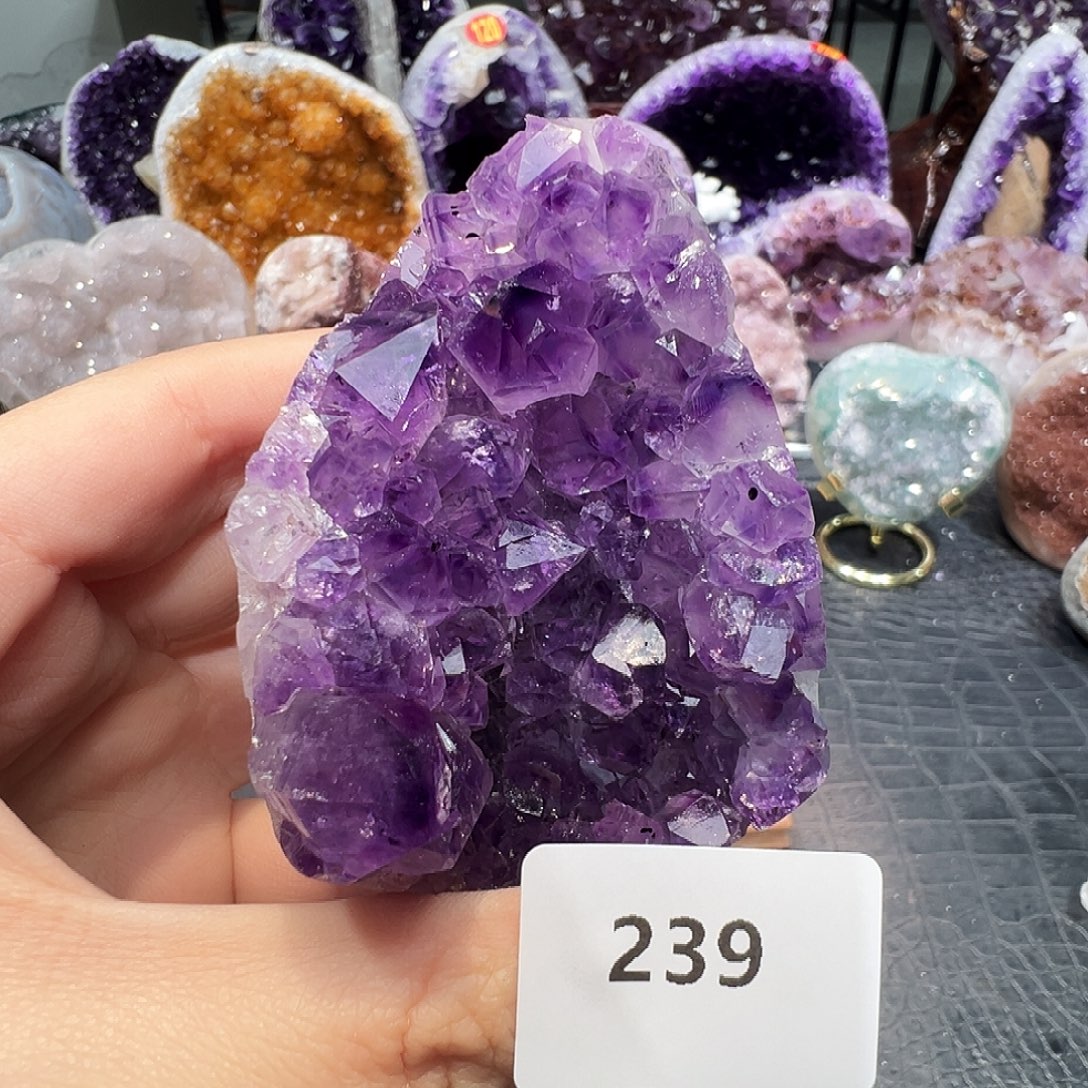 紫晶未镶嵌珠宝半成品