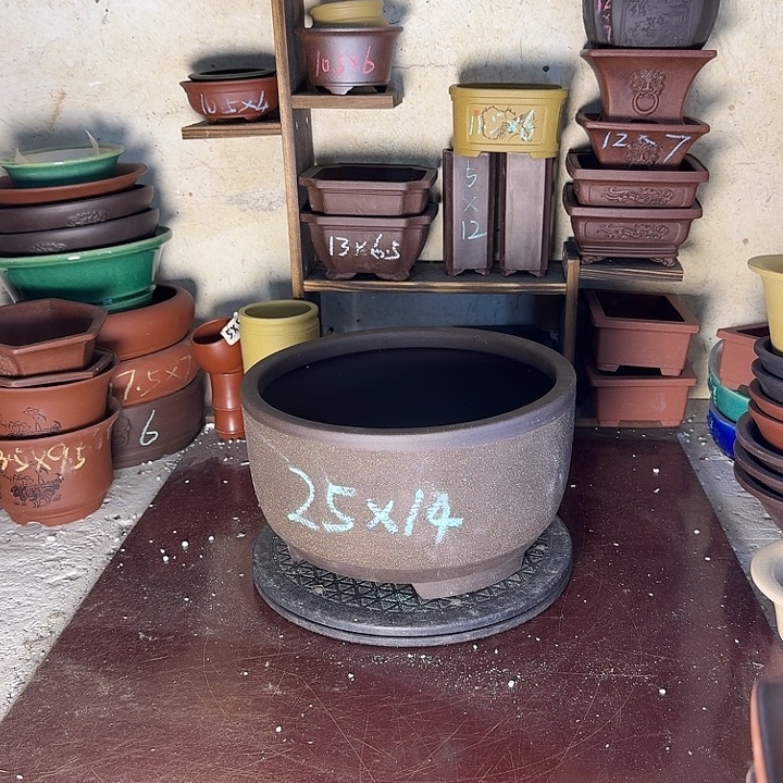 紫砂花盆，手工制作