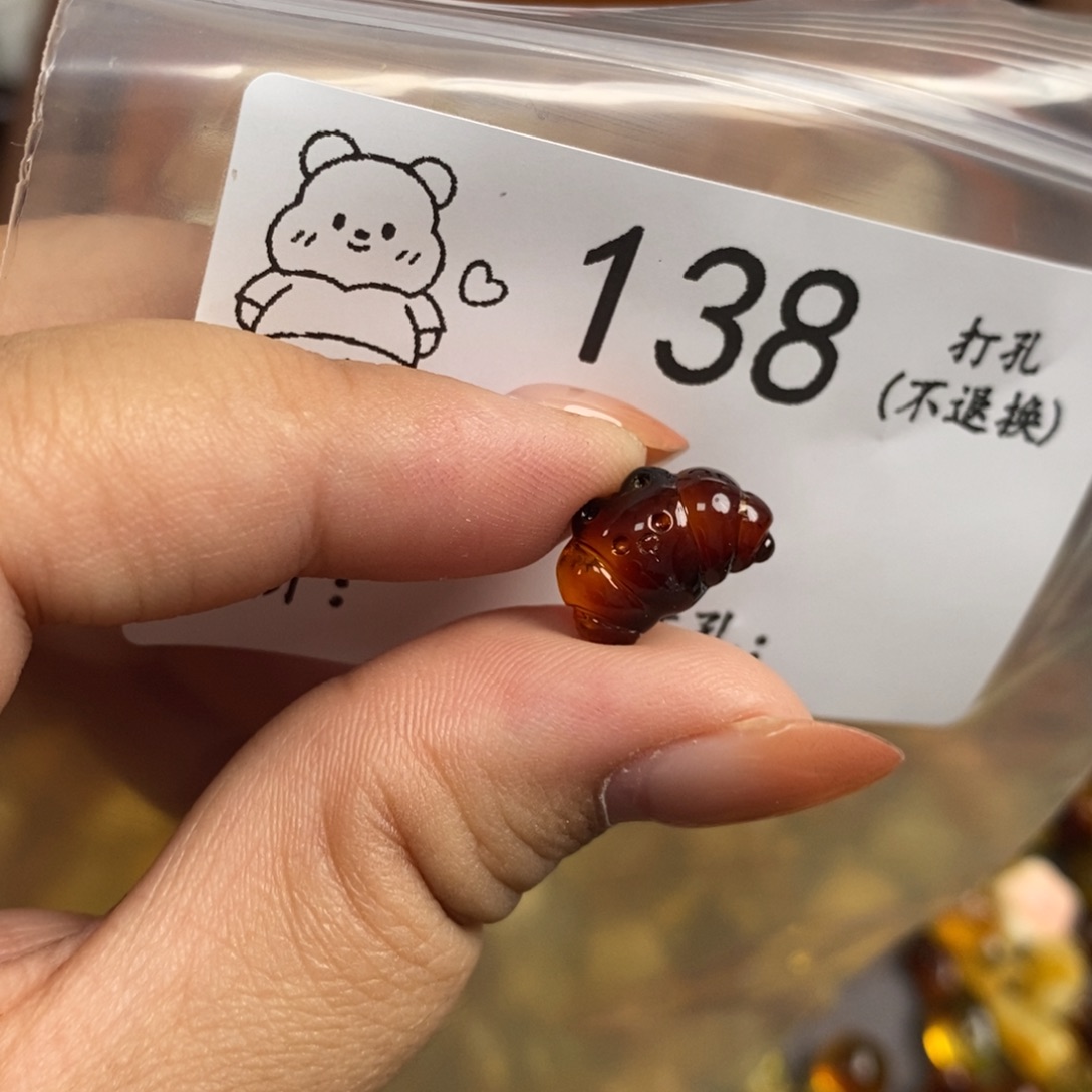 琥珀未镶嵌珠宝奇石