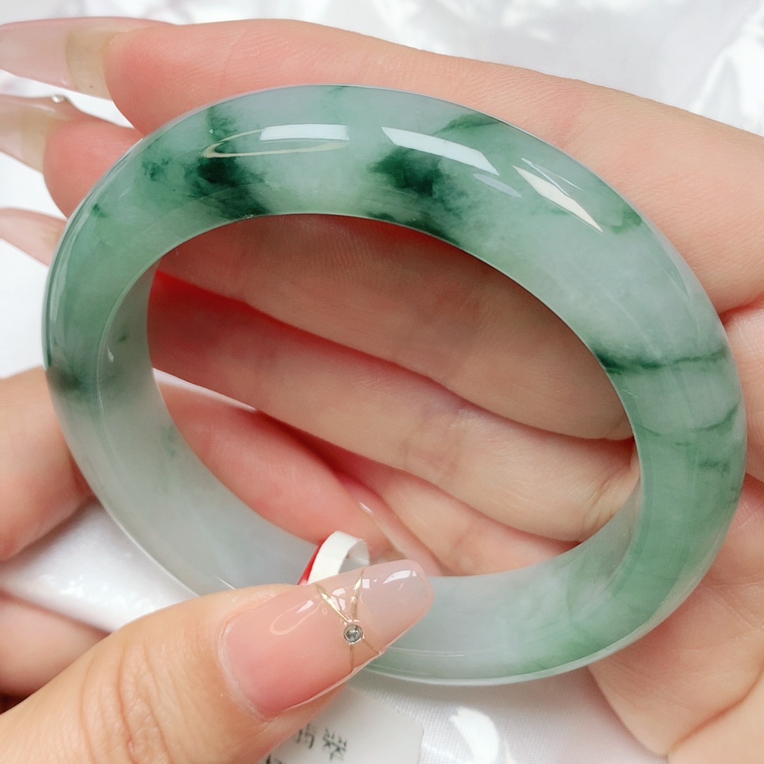 翡翠手镯未镶嵌抖音855
