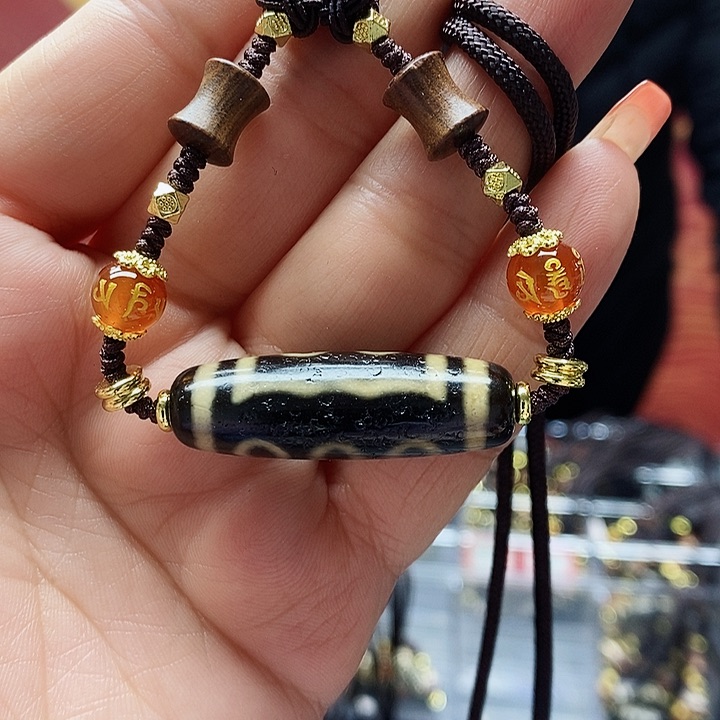 玛瑙/玉髓颈饰合金