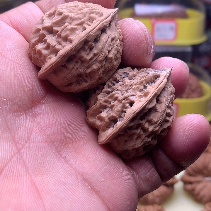 文玩核桃吊坠Z****.金牛