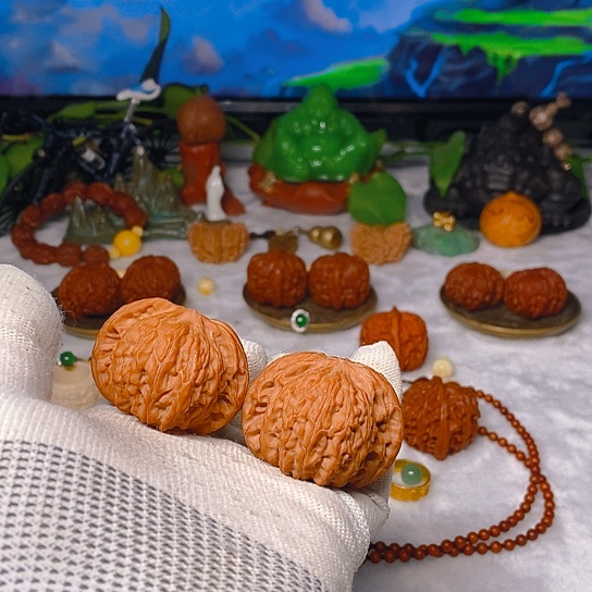 文玩核桃把件天花板磨盘