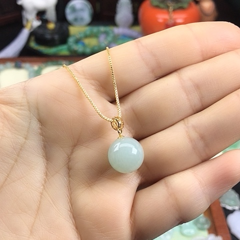 翡翠颈饰银S925镶嵌珠珠吊坠