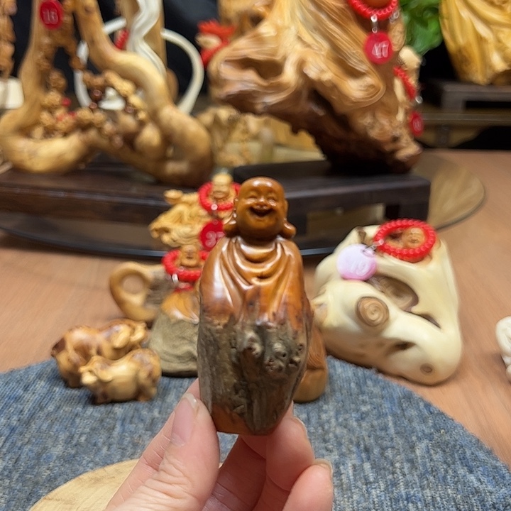 非洲檀香无事牌崖柏摆件