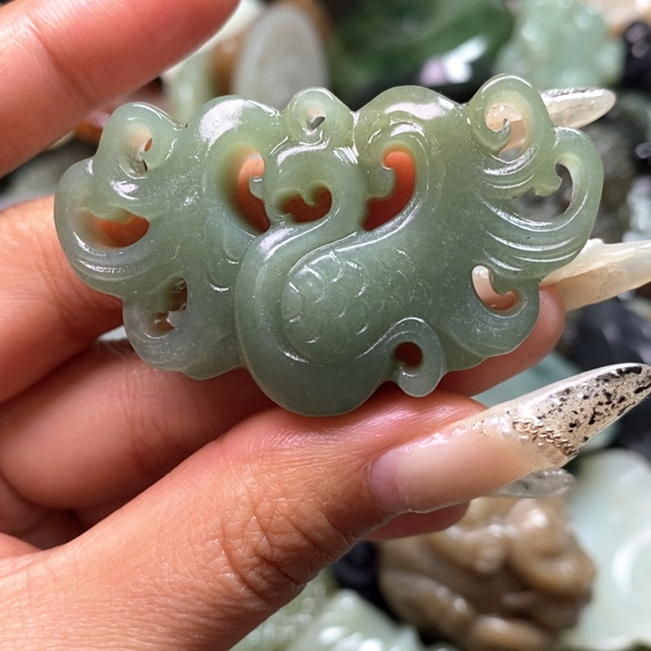 和田玉颈饰未镶嵌