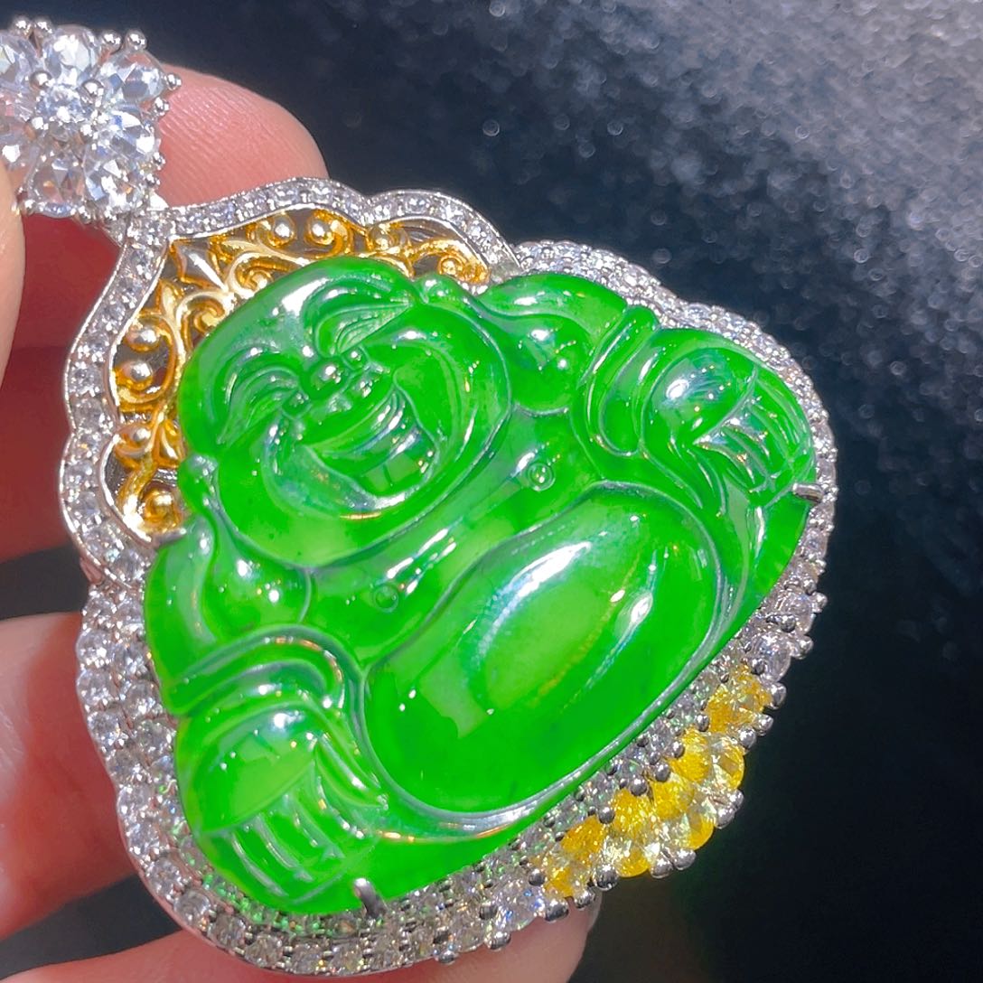 翡翠颈饰未镶嵌翡翠 