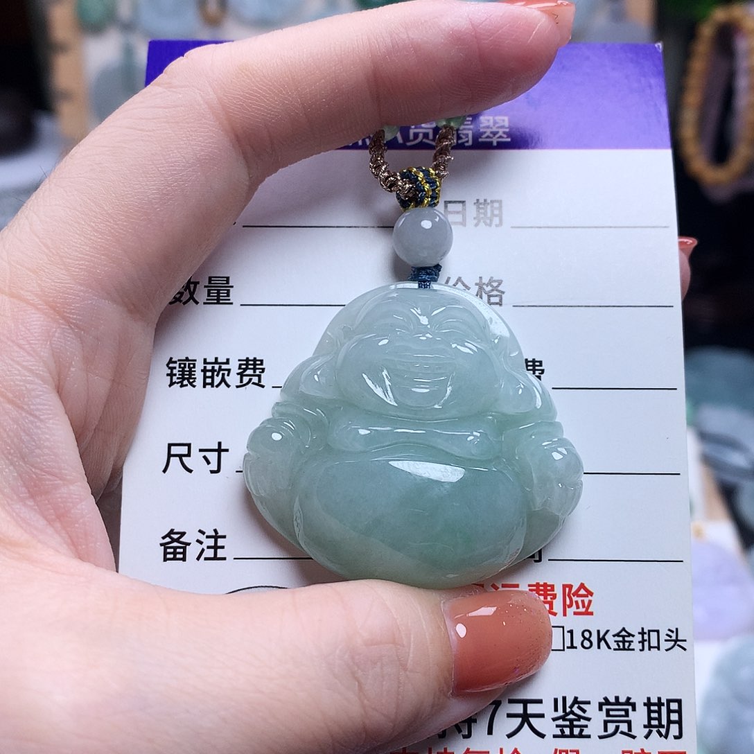 翡翠未镶嵌颈饰佛公07