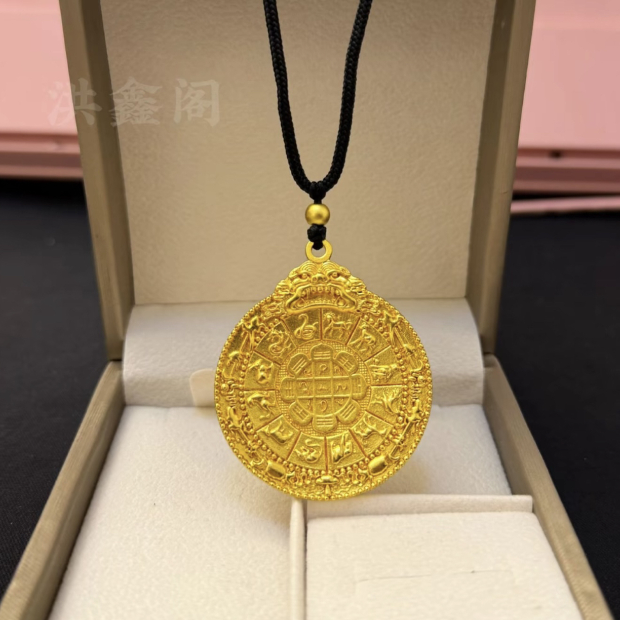 合金吊坠 九宫八卦实心双面立体雕刻男女精工轻奢时尚挂坠精美