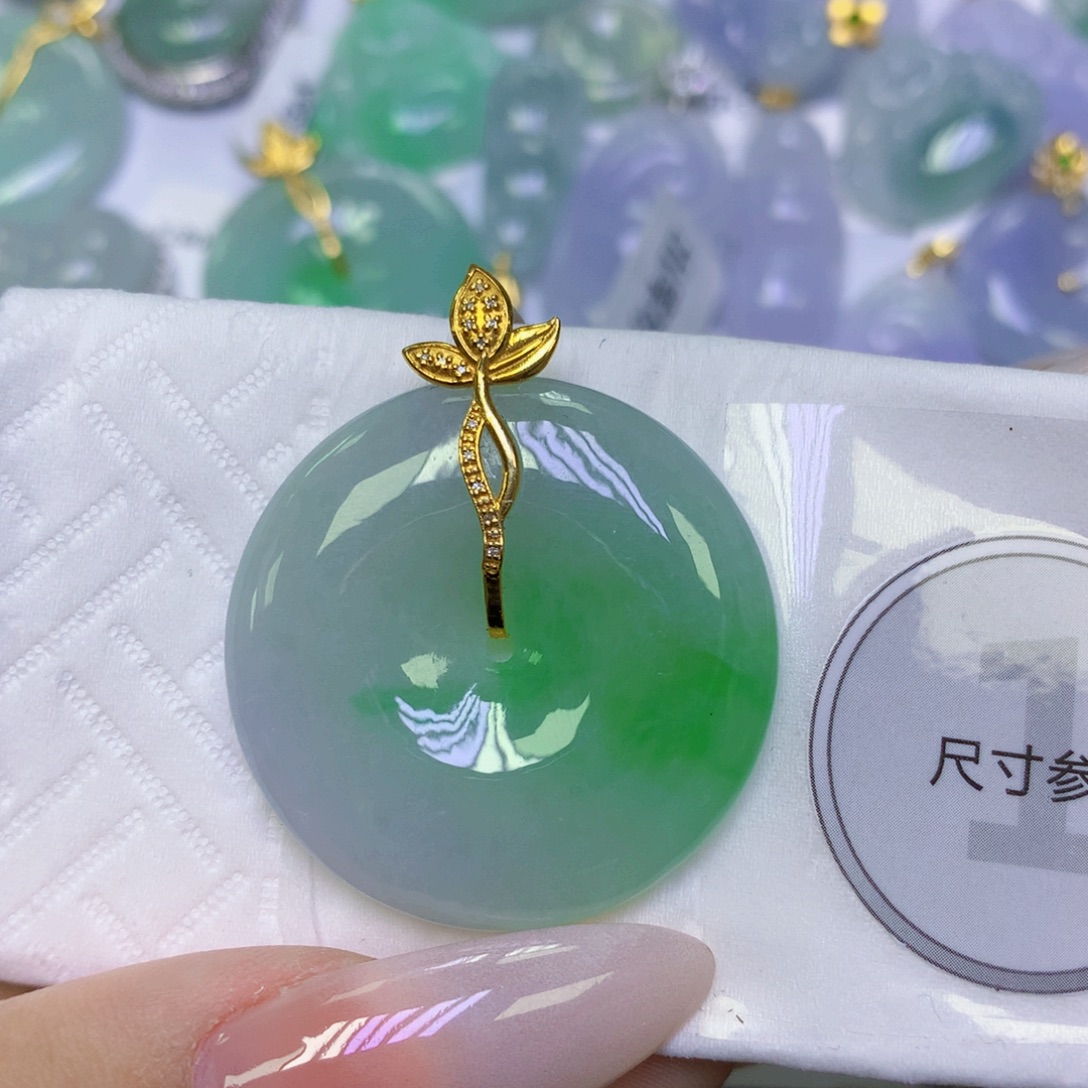 翡翠18K金镶嵌颈饰天然缅甸翡翠a货百元以上9元证书费自理