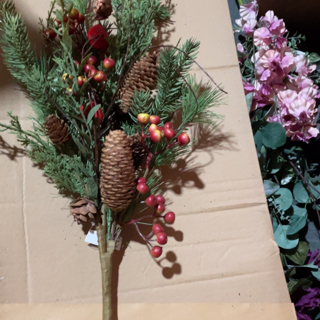 陶瓷花瓶，仿真绿植。