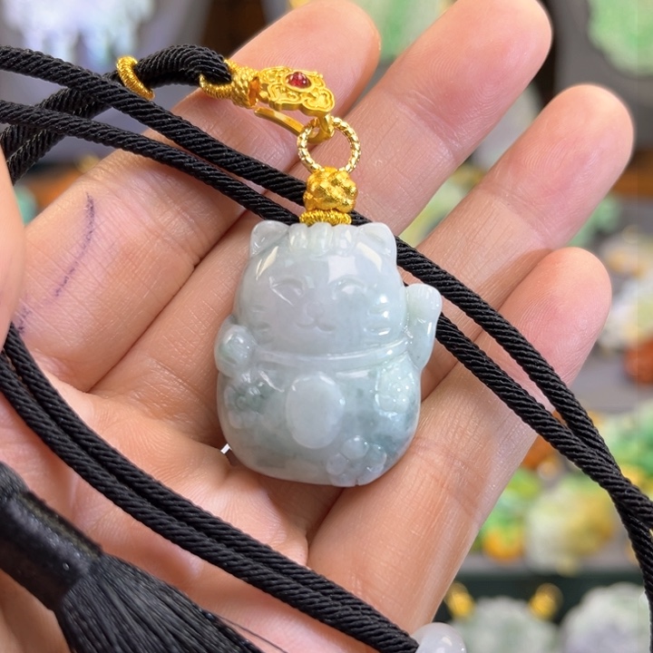 翡翠吊坠(赠链)未镶嵌念***忘代编织