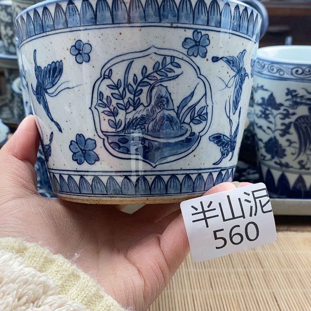 手工手绘青花陶瓷