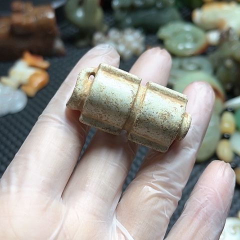 白玉菩提吊坠摆件