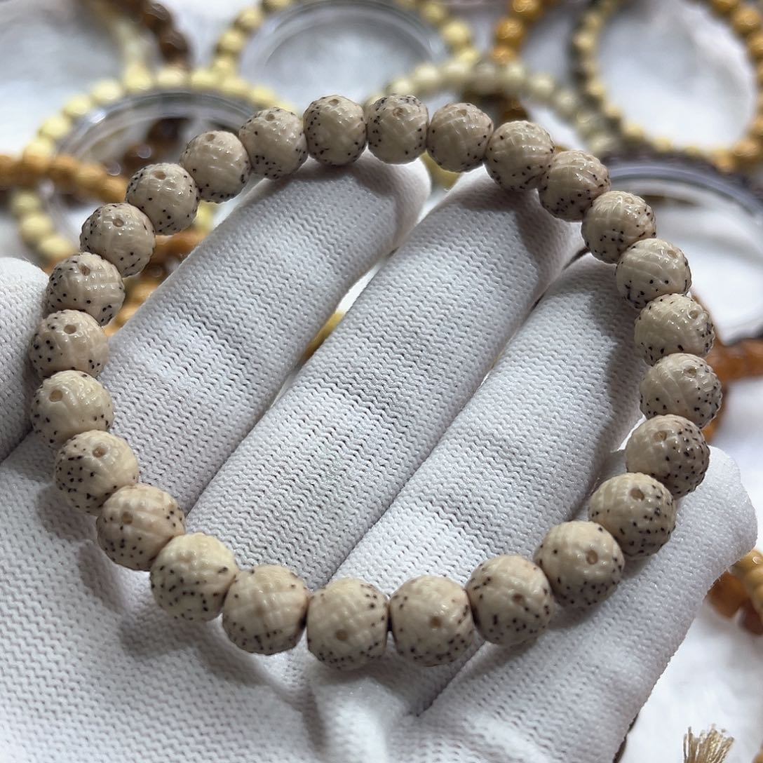 星月菩提吊坠骨瓷白星点货