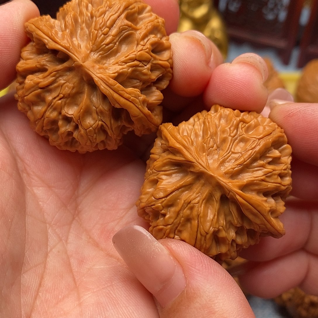 把件文玩核桃40.5全品毕业苹果园